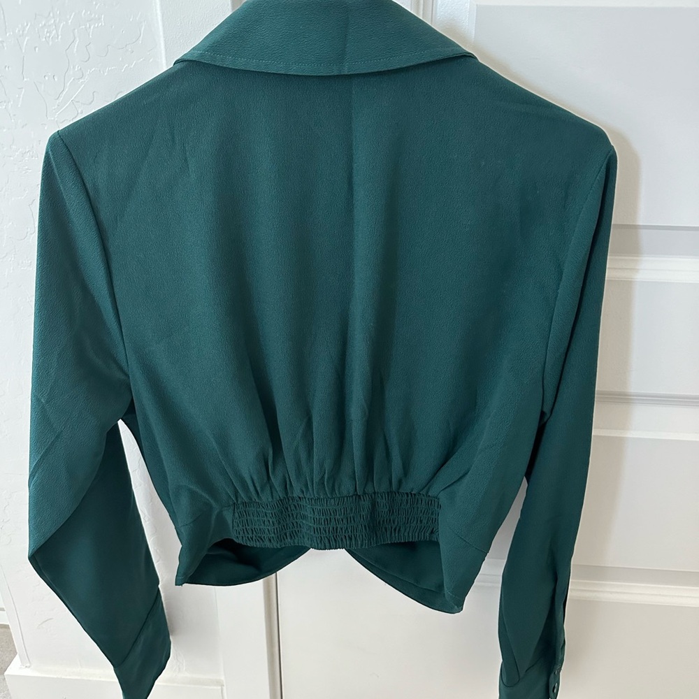 A&F cropped collared top - Picture 4 of 4